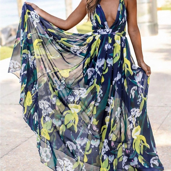FANDEE Summer Dresses for Women Maxi Sexy Strap Floral Chiffon V Neck - Picture 1 of 7